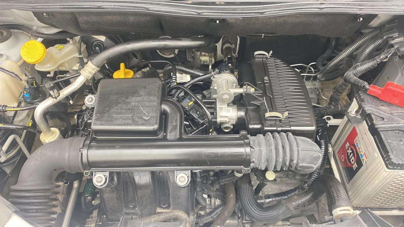 2022 Nissan MAGNITE XV EXECUTIVE, Petrol, Manual, 19,263 km, Engine View