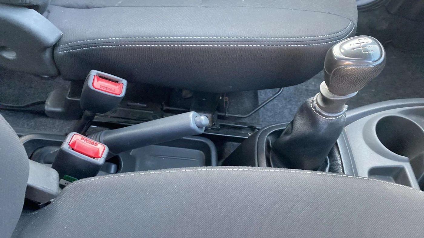 2019 Datsun Redi Go A, Petrol, Manual, 24,342 km, Gear Lever