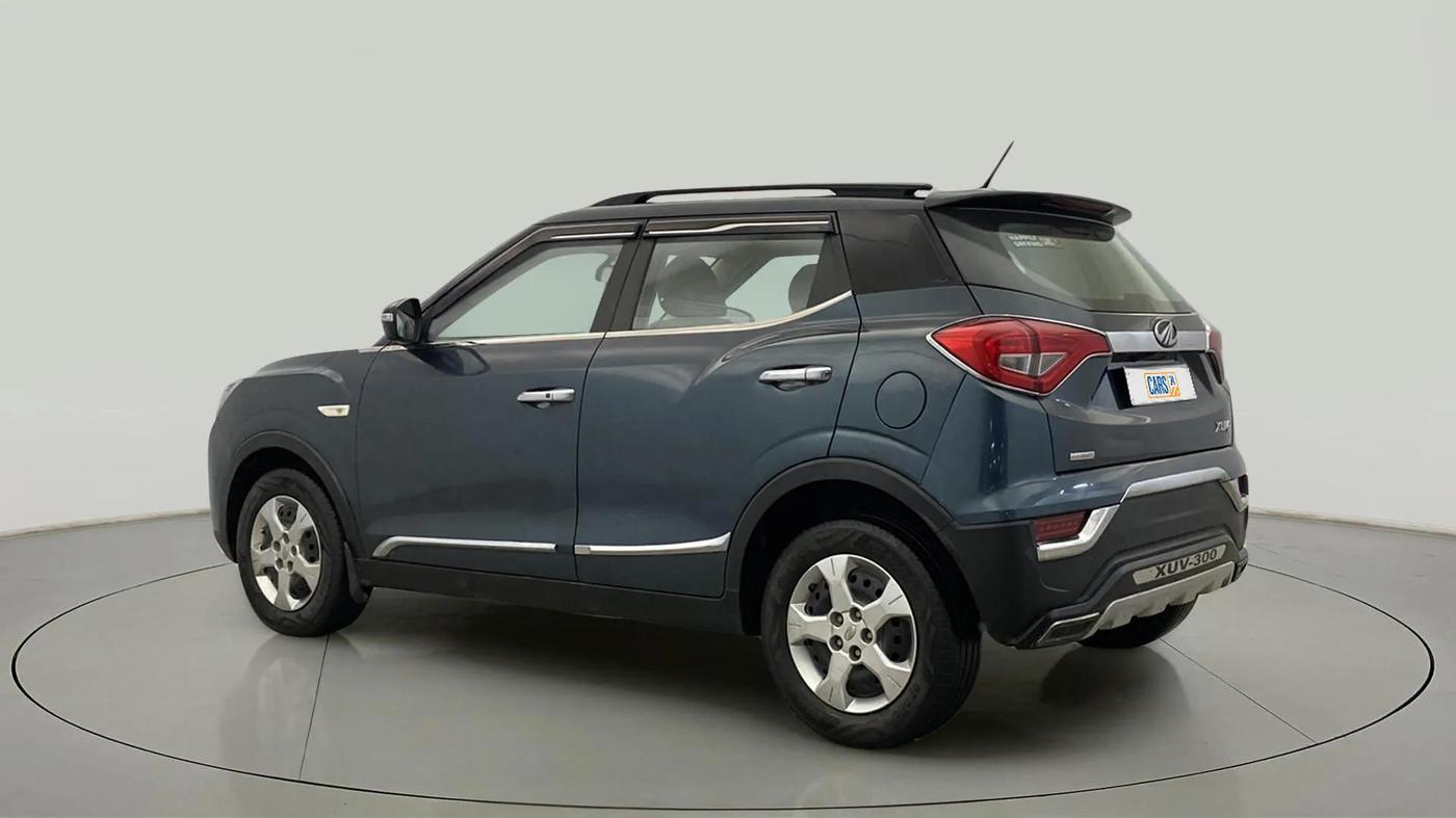 2021 Mahindra XUV300 W6 1.2 PETROL AMT, Petrol, Automatic, 13,715 km, Left Back Diagonal