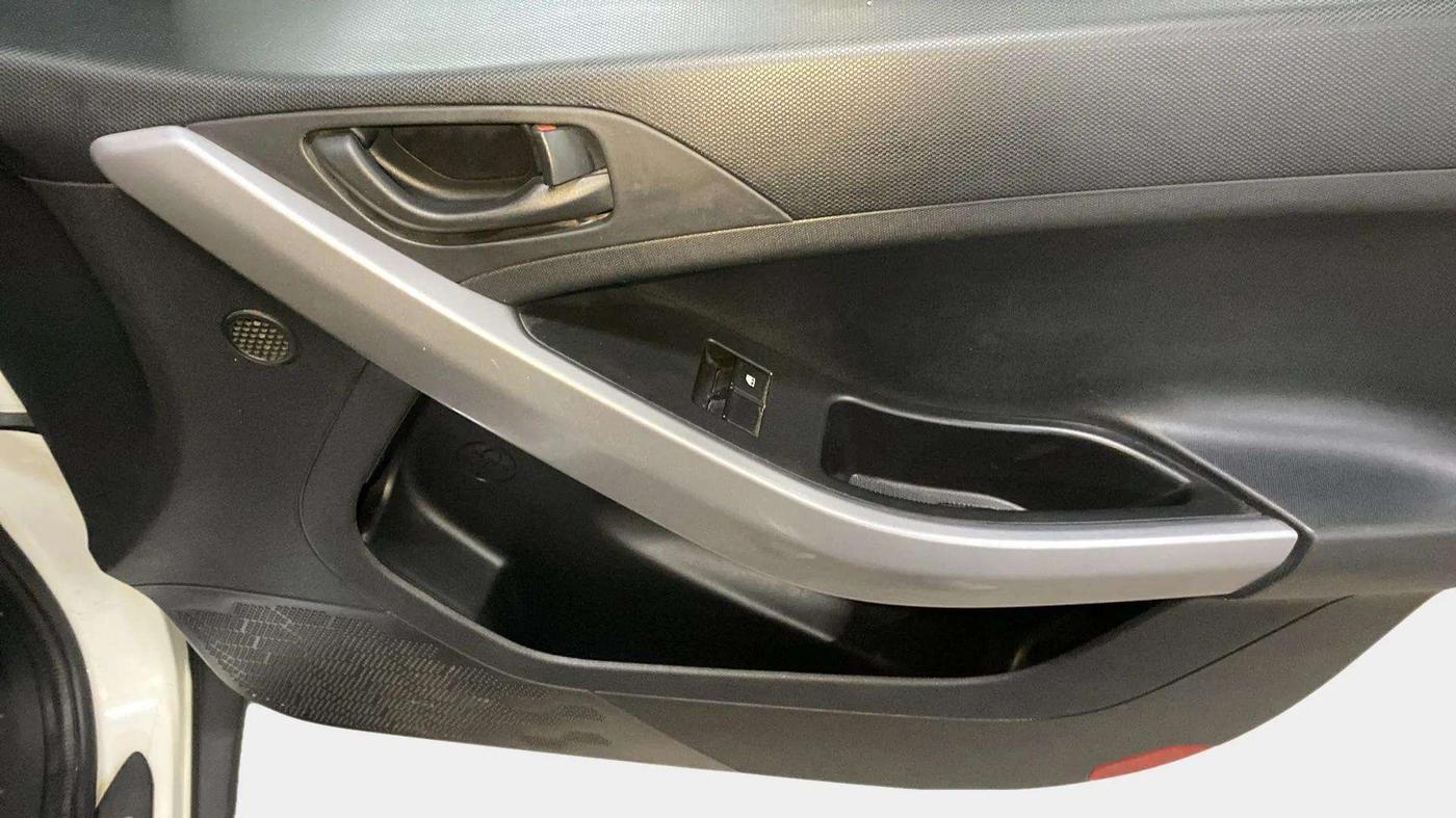 2023 Tata NEXON XE PETROL, Petrol, Manual, 45,812 km, Driver Side Door Panels Control
