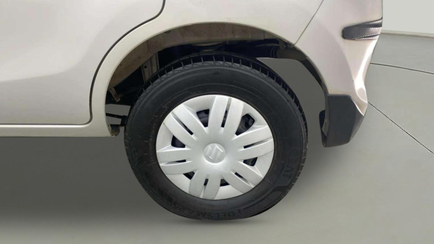 2023 Maruti Alto LXI OPT CNG, CNG, Manual, 38,708 km, Left Rear Wheel