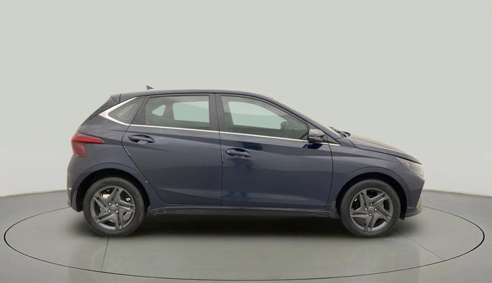 2022 Hyundai NEW I20 SPORTZ 1.2 MT, Petrol, Manual, 22,191 km, Right Side View