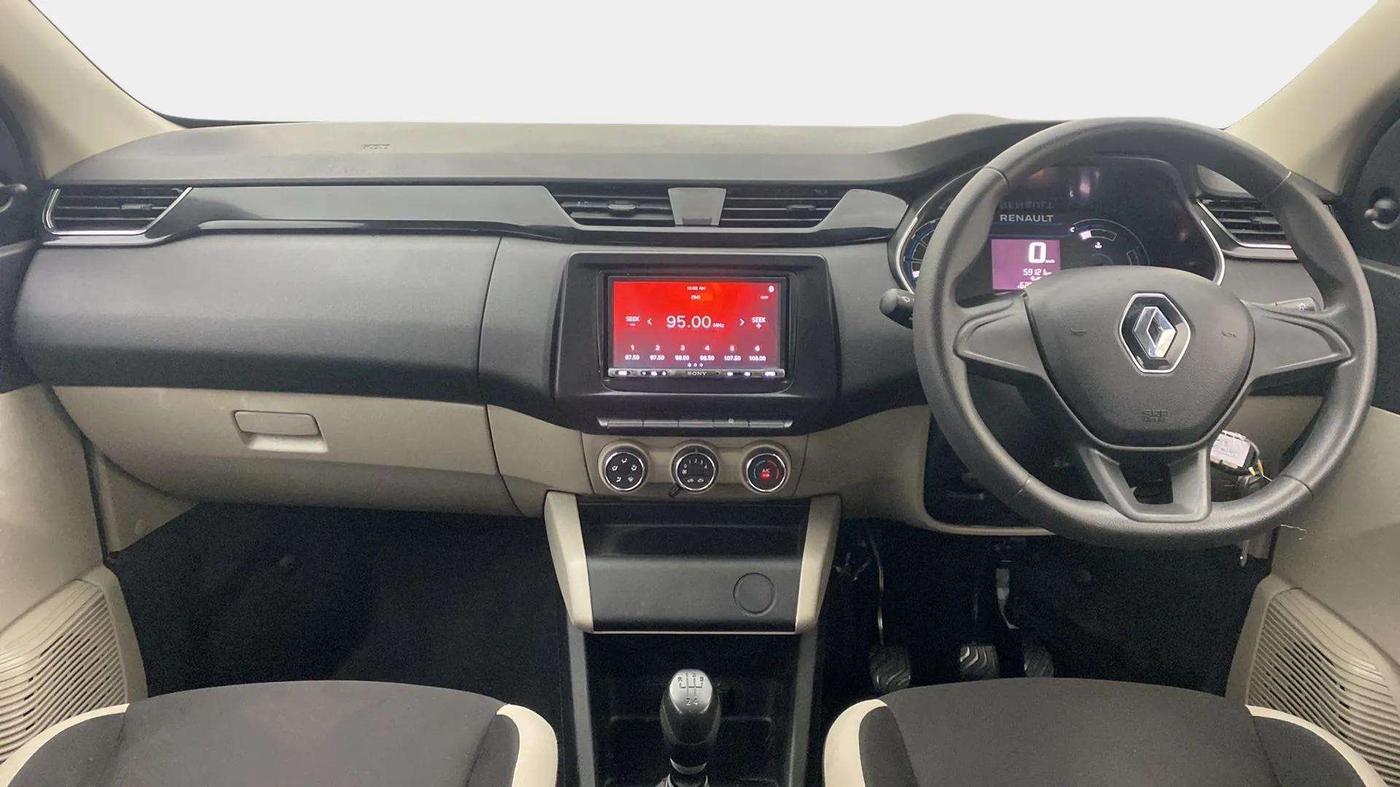2021 Renault TRIBER RXL MT, Petrol, Manual, 59,115 km, Dashboard
