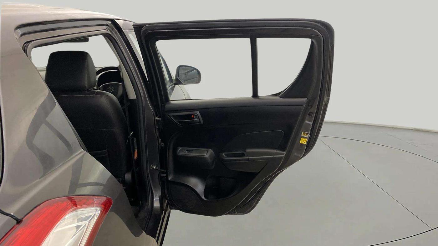 2017 Maruti Swift LXI (O), Petrol, Manual, 60,074 km, RHS Rear Door