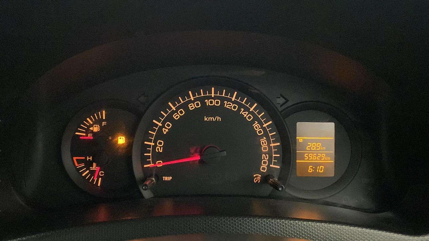2017 Maruti Swift LXI (O), Petrol, Manual, 60,074 km, Odometer Image