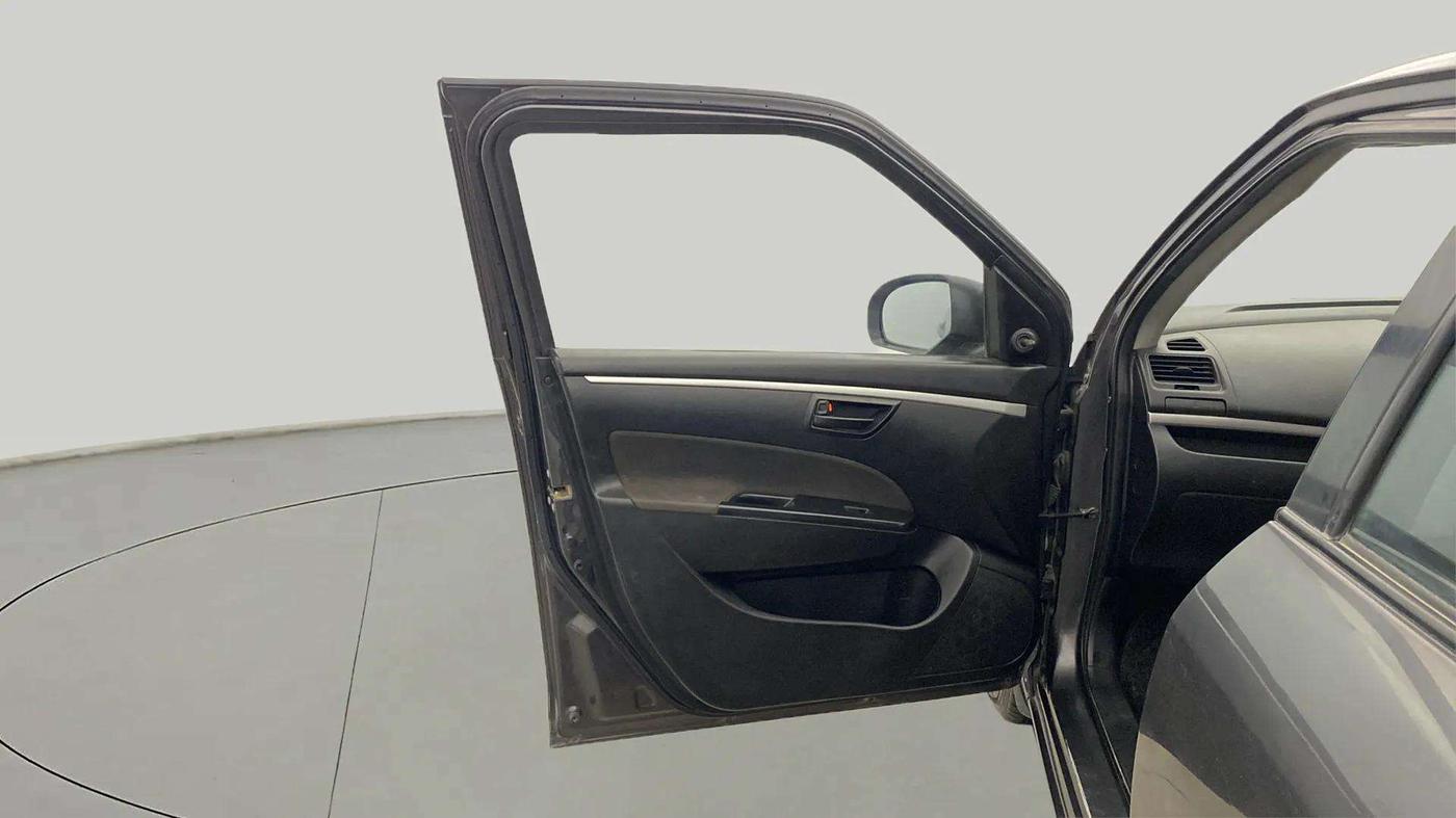 2017 Maruti Swift LXI (O), Petrol, Manual, 60,074 km, LHS Front Door