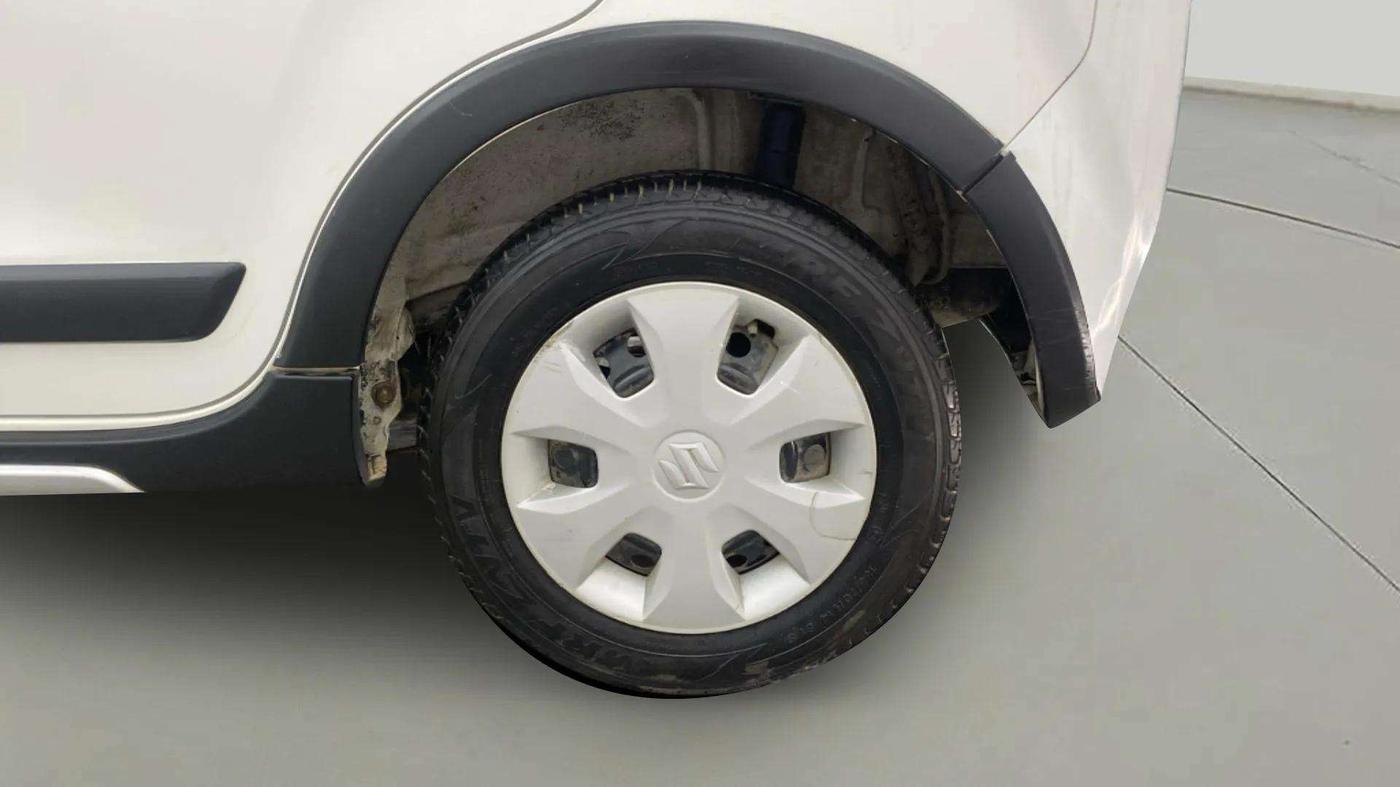 2019 Maruti New Wagon-R VXI 1.0 AMT, Petrol, Automatic, 33,926 km, Left Rear Wheel
