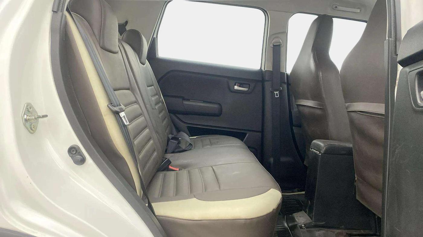 2019 Maruti New Wagon-R VXI 1.0 AMT, Petrol, Automatic, 33,926 km, Right Side Rear Door Cabin