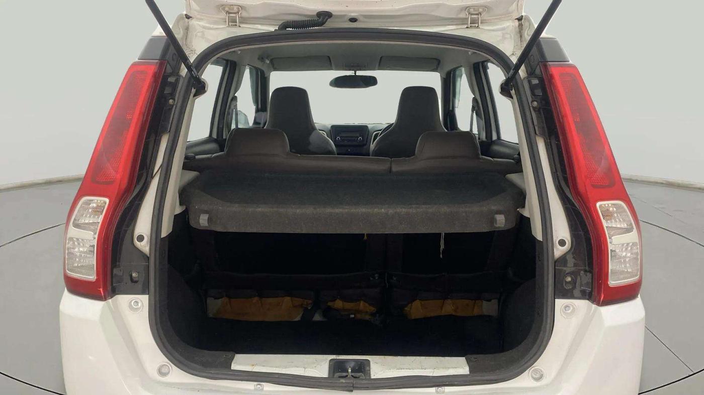 2019 Maruti New Wagon-R VXI 1.0 AMT, Petrol, Automatic, 33,926 km, Boot Inside