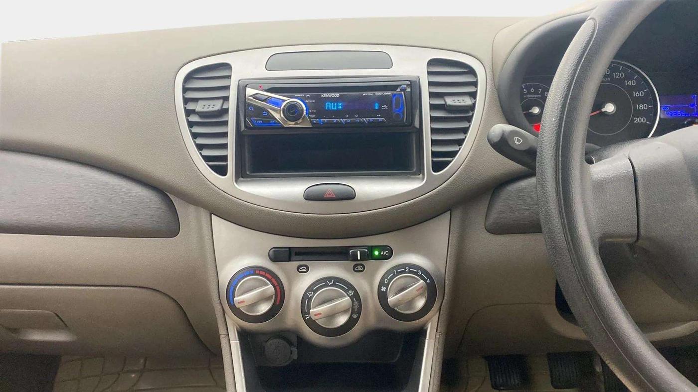 2013 Hyundai i10 MAGNA 1.1, Petrol, Manual, 49,238 km, Air Conditioner