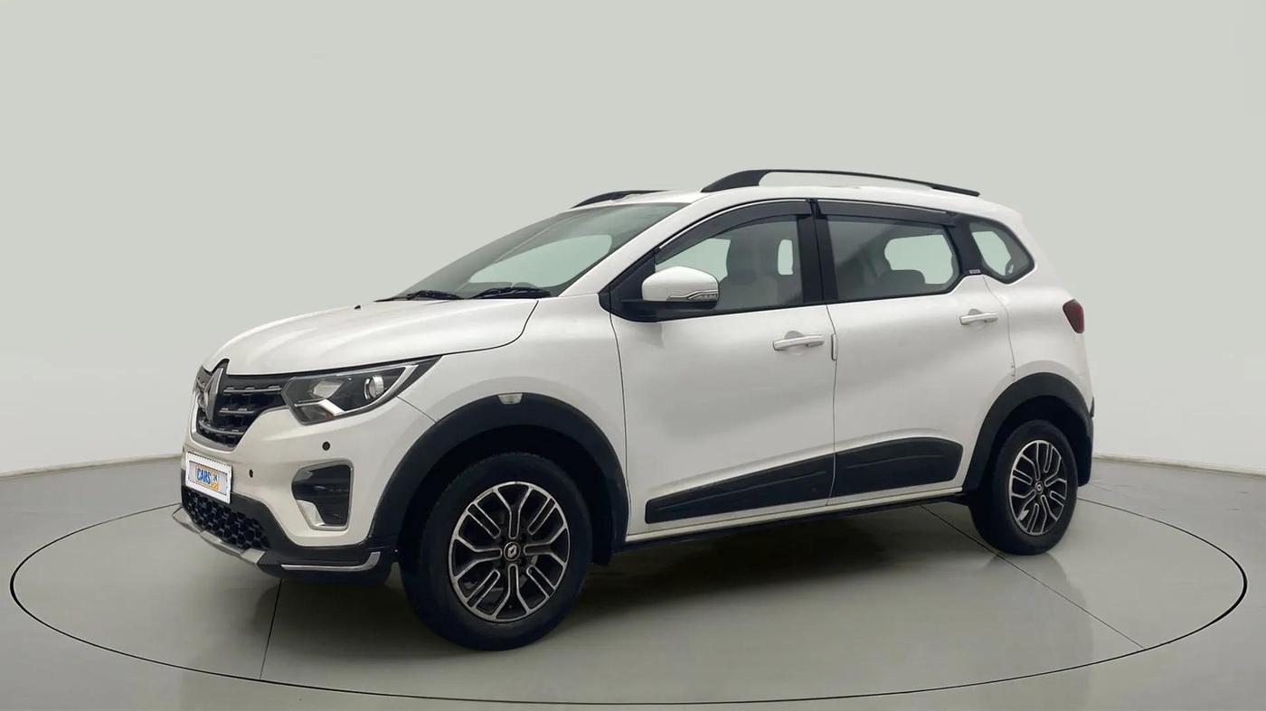 2019 Renault TRIBER RXZ, Petrol, Manual, 30,569 km, Left Front Diagonal