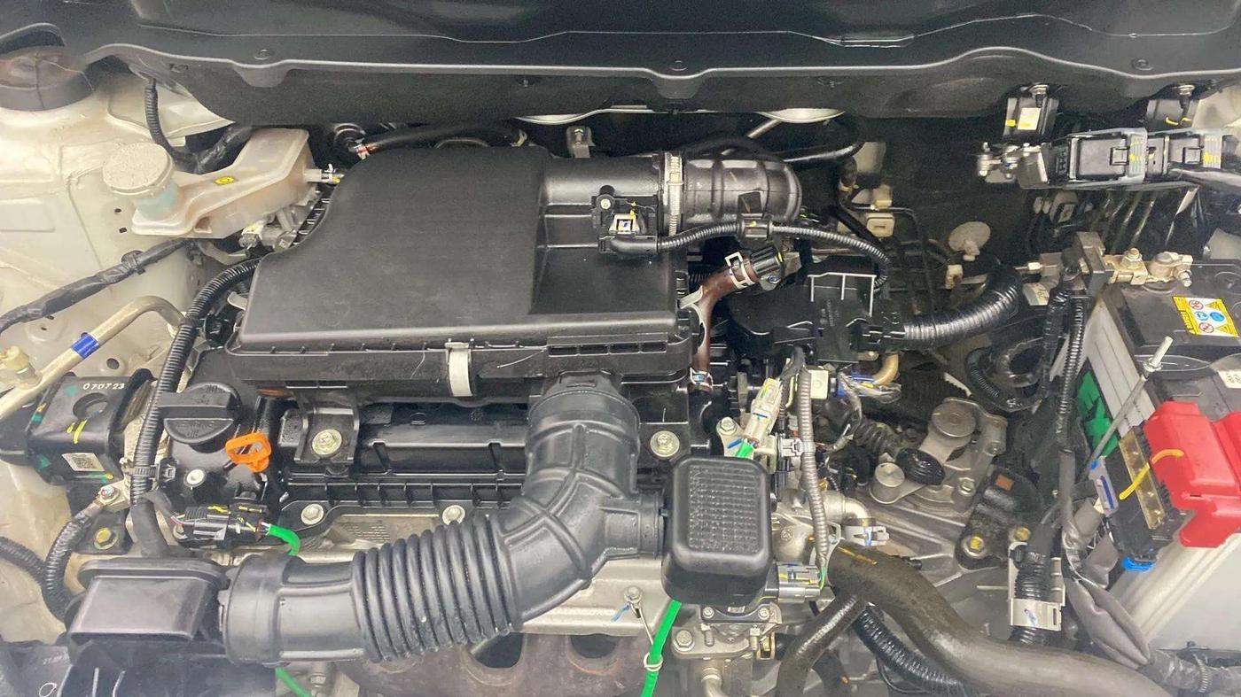2022 Maruti Ertiga ZXI+ SHVS, Petrol, Manual, 28,734 km, Engine View