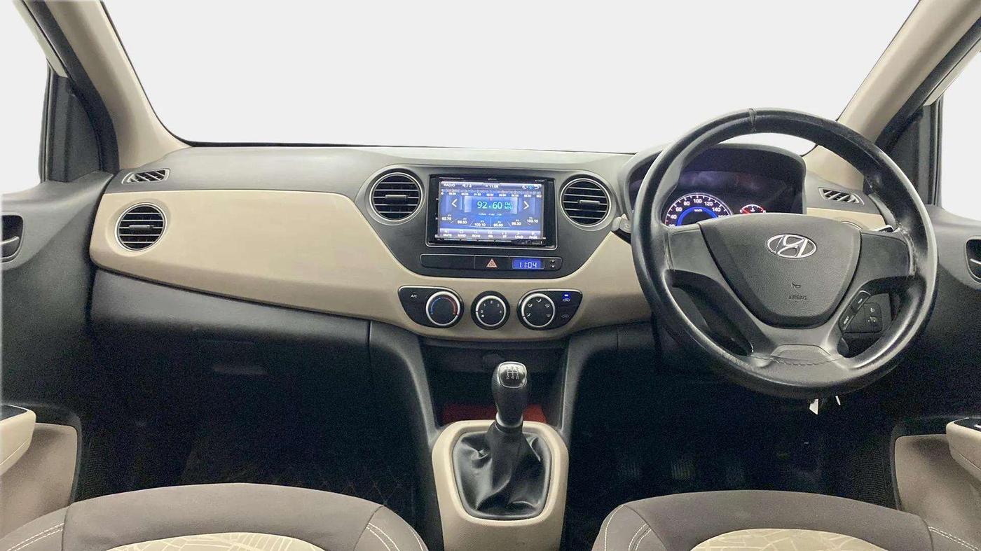 2016 Hyundai Grand i10 MAGNA 1.2 KAPPA VTVT, Petrol, Manual, 97,453 km, Dashboard