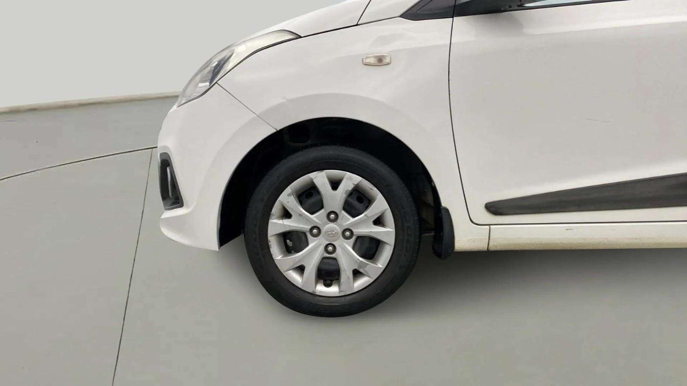 2016 Hyundai Grand i10 MAGNA 1.2 KAPPA VTVT, Petrol, Manual, 97,453 km, Left Front Wheel