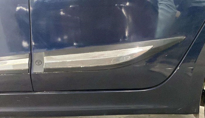 2022 Tata TIGOR XZ CNG, CNG, Manual, 33,178 km, Left running board - Minor scratches