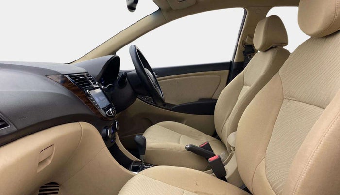 2017 Hyundai Verna 1.6 VTVT SX AT, Petrol, Automatic, 52,617 km, Right Side Front Door Cabin