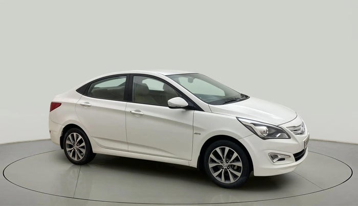 2017 Hyundai Verna 1.6 VTVT SX AT, Petrol, Automatic, 52,617 km, Right Front Diagonal