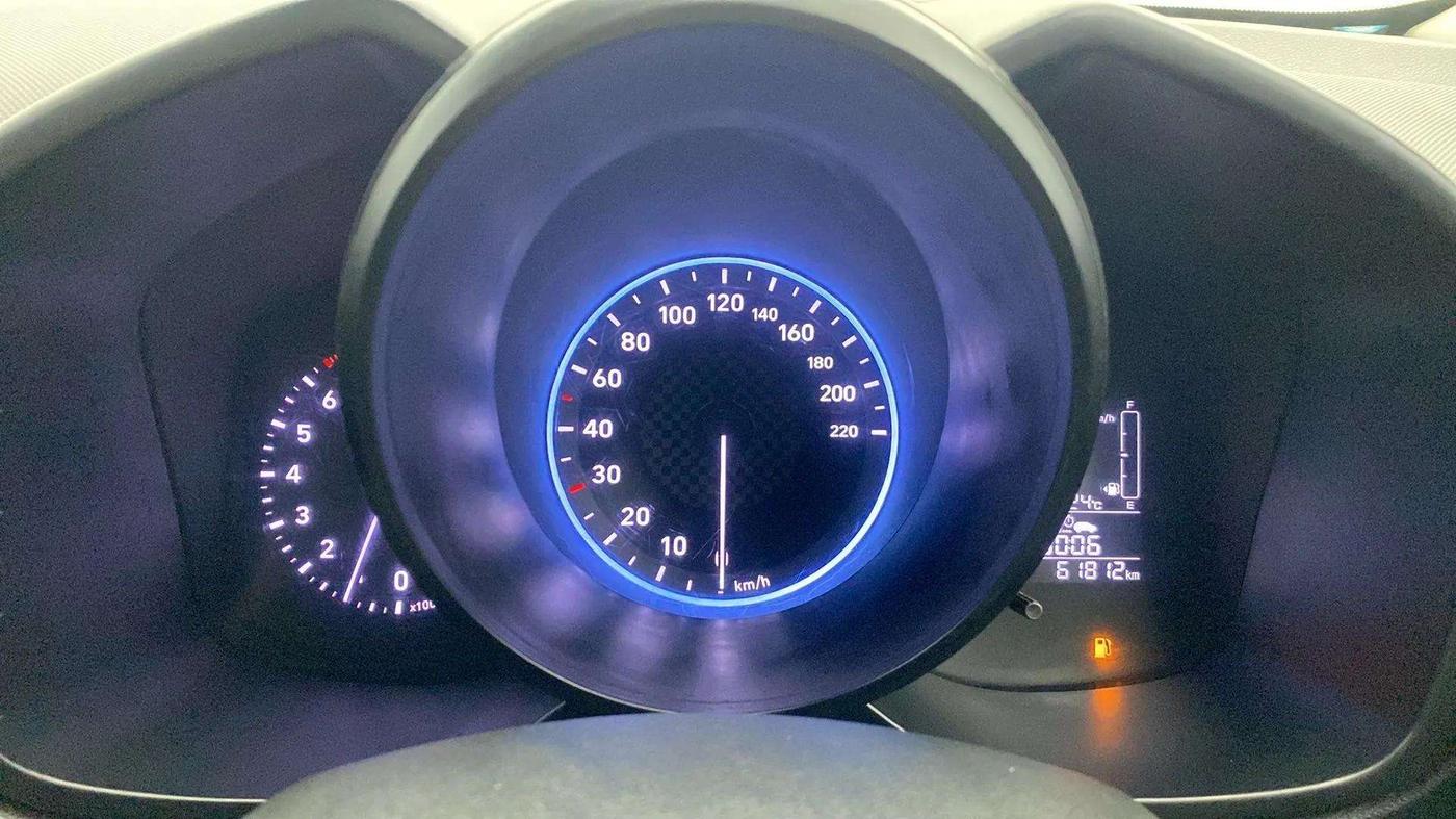 2021 Hyundai VENUE SX 1.0 TURBO, Petrol, Manual, 61,871 km, Odometer Image