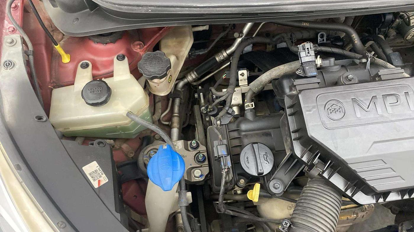 2019 Hyundai NEW SANTRO SPORTZ AMT, Petrol, Automatic, 40,743 km, Engine View - Right