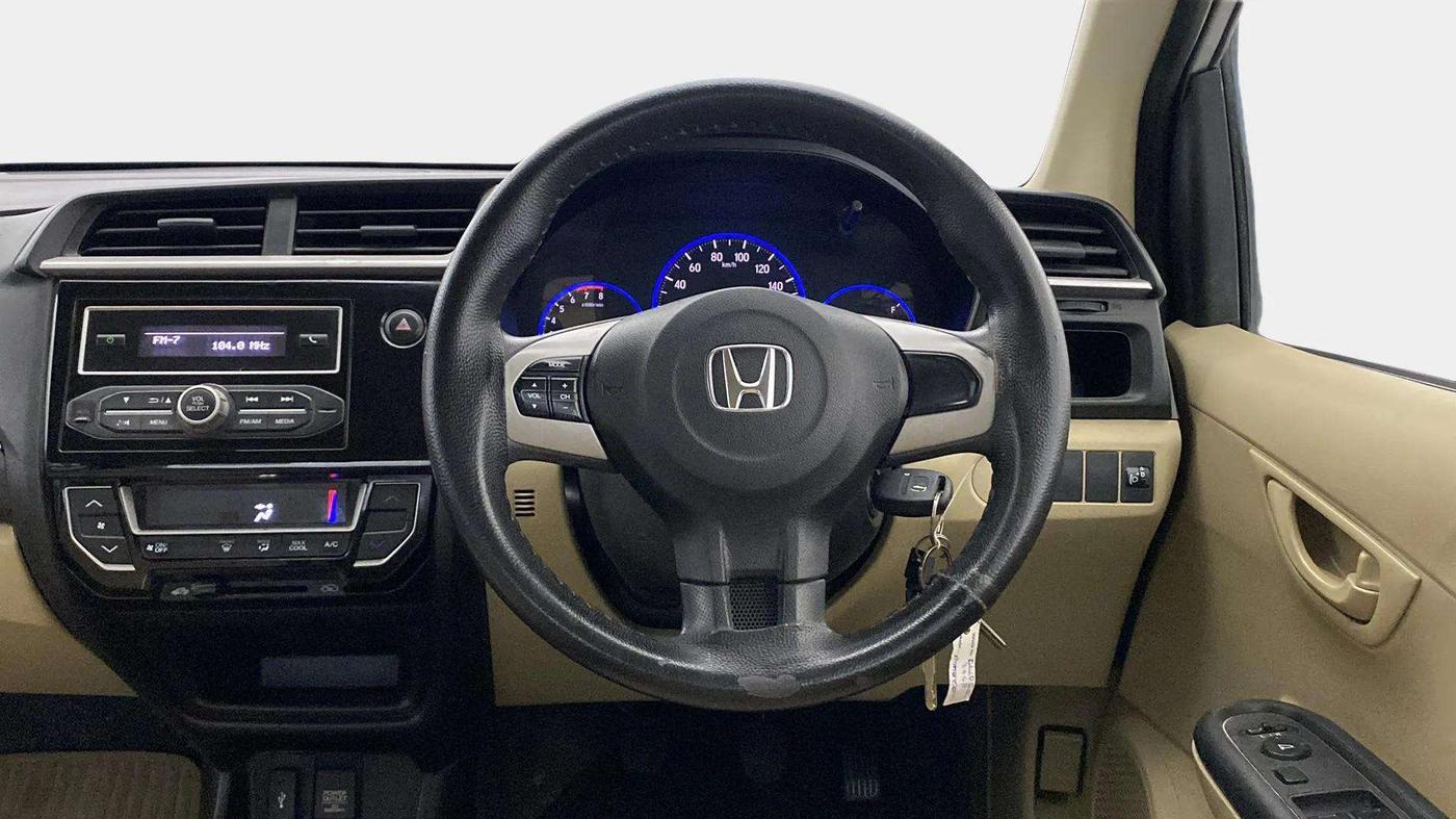 2017 Honda Amaze 1.2L I-VTEC S, Petrol, Manual, 37,618 km, Steering Wheel Close Up