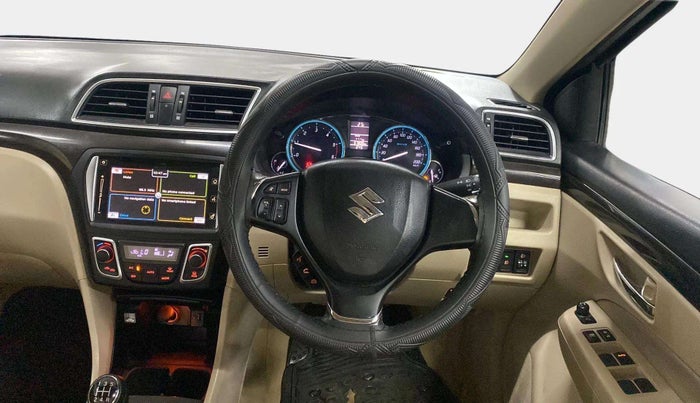 2017 Maruti Ciaz ZDI+ SHVS, Diesel, Manual, 57,778 km, Steering Wheel Close Up