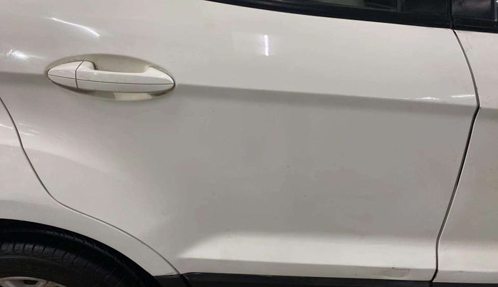 2016 Ford Ecosport TITANIUM 1.5L PETROL AT, Petrol, Automatic, 42,734 km, Right rear door - Slightly dented