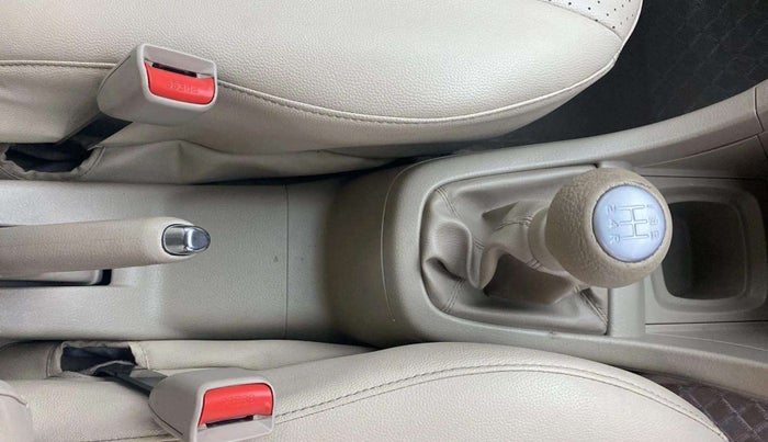 2017 Maruti Ertiga VDI SHVS, Diesel, Manual, 71,433 km, Gear Lever