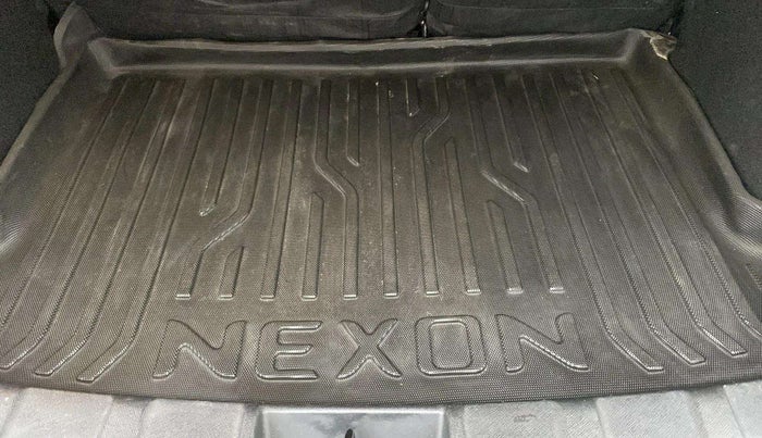 2022 Tata NEXON XZA PLUS DIESEL, Diesel, Automatic, 43,343 km, Boot Inside