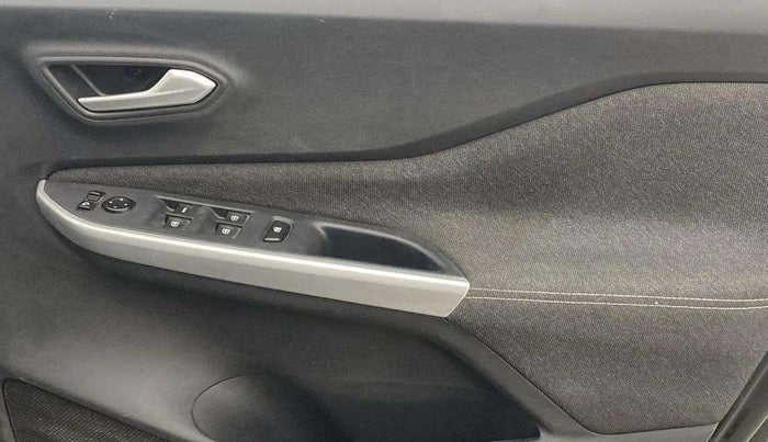 2021 Nissan MAGNITE XV PREMIUM, Petrol, Manual, 25,879 km, Driver Side Door Panels Control