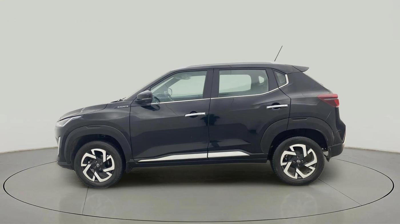 2021 Nissan MAGNITE XV PREMIUM, Petrol, Manual, 26,165 km, Left Side
