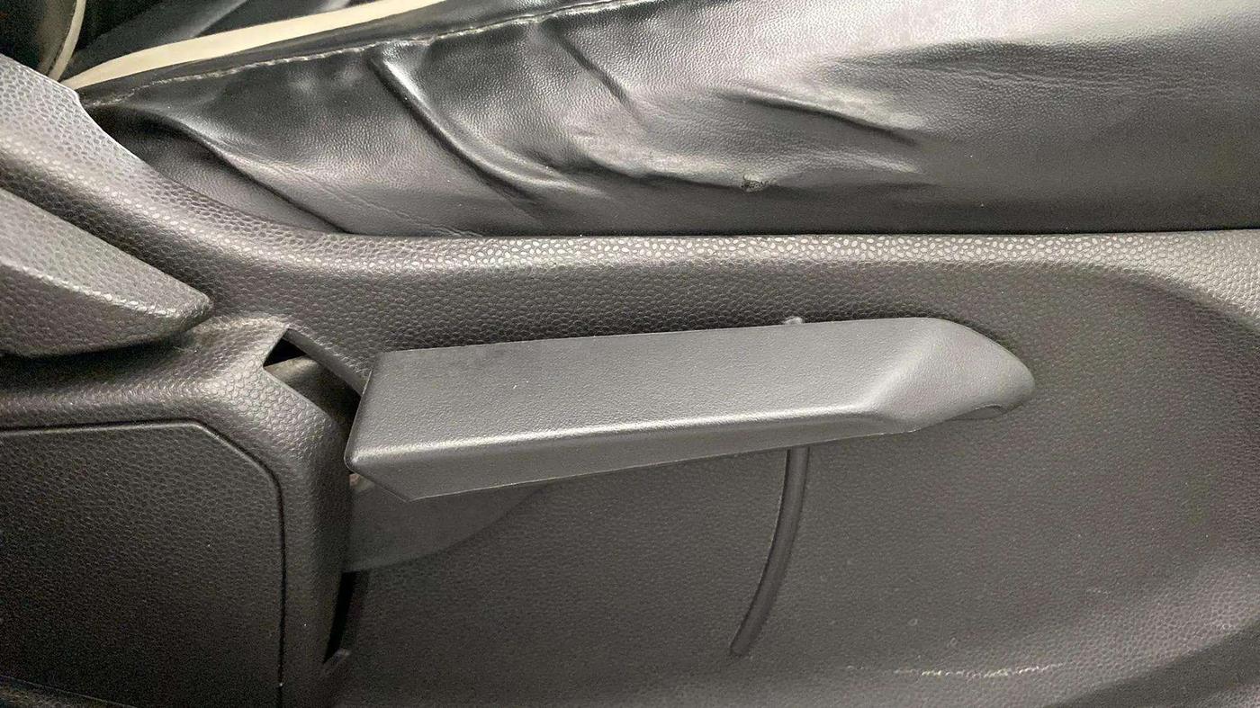 2017 Ford Ecosport TITANIUM 1.5L PETROL, Petrol, Manual, 82,797 km, Driver Side Adjustment Panel