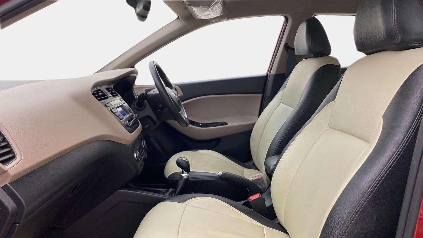 2016 Hyundai Elite i20 ASTA 1.2, Petrol, Manual, 70,725 km, Right Side Front Door Cabin