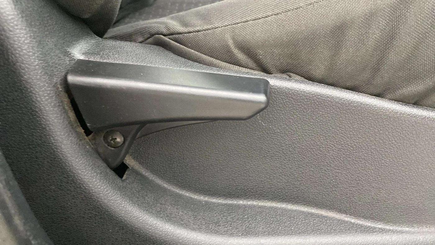 2018 Tata Tiago XT PETROL, Petrol, Manual, 38,365 km, Driver Side Adjustment Panel