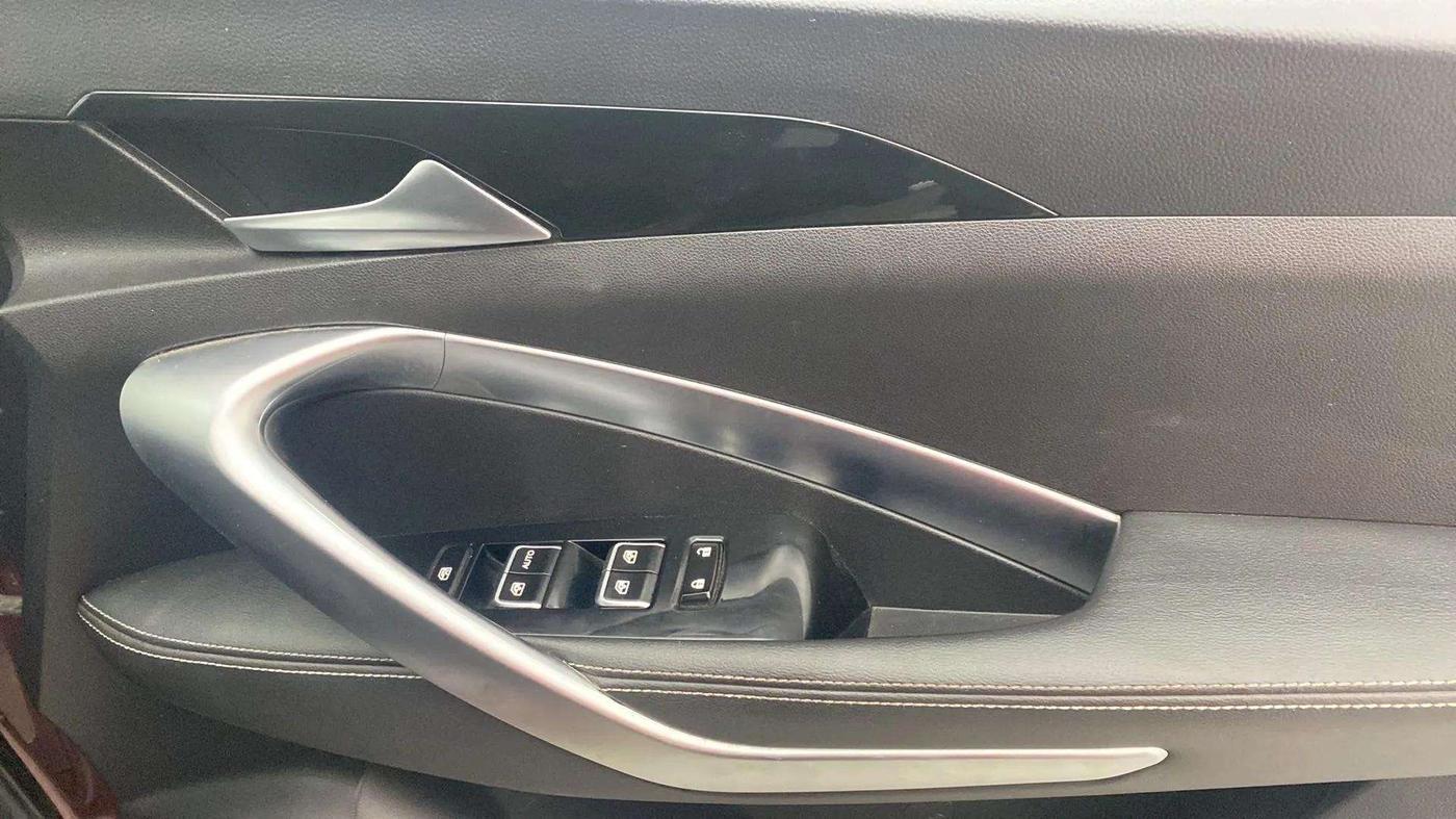 2019 MG HECTOR SMART 2.0 DIESEL, Diesel, Manual, 96,960 km, Driver Side Door Panels Control