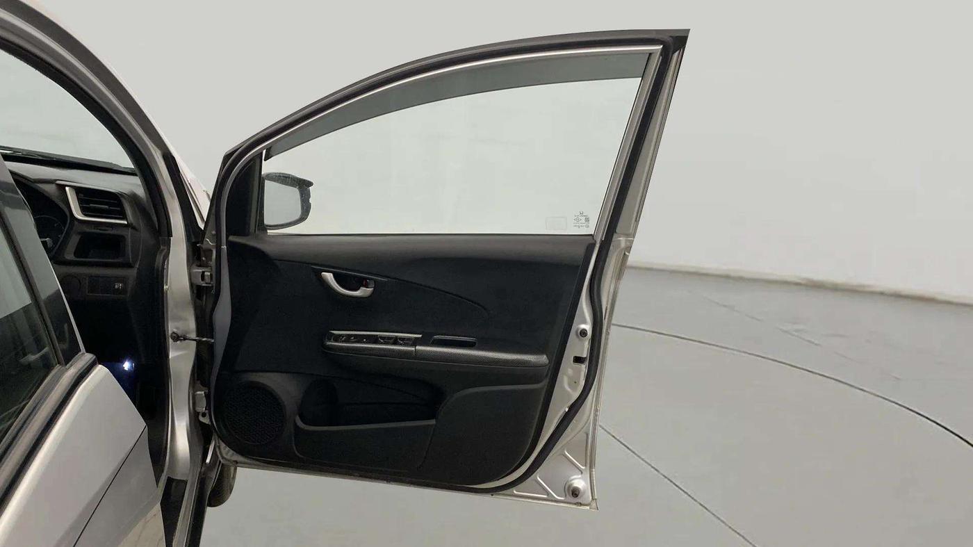 2018 Honda BR-V 1.5L I-VTEC S, Petrol, Manual, 76,657 km, RHS Front Door