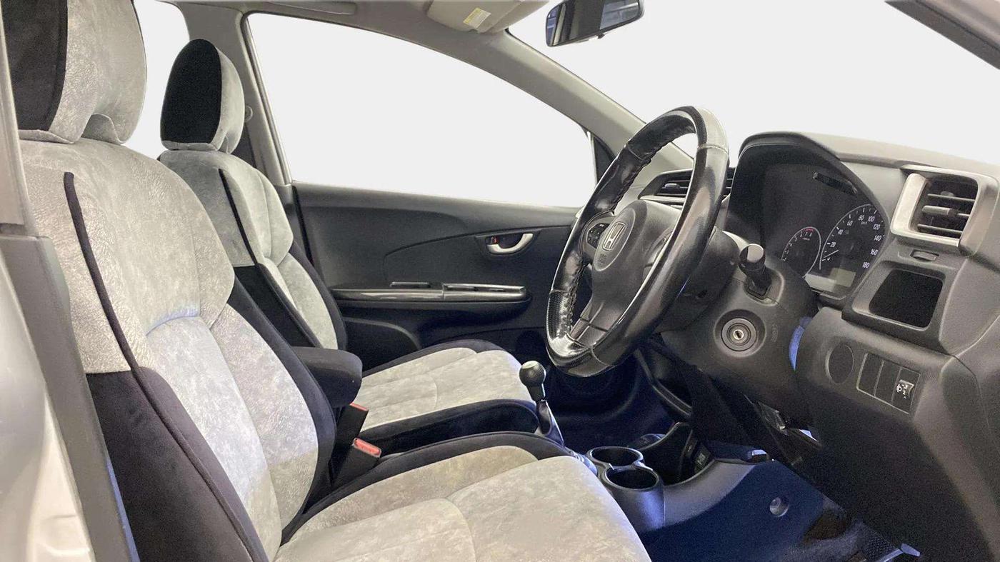 2018 Honda BR-V 1.5L I-VTEC S, Petrol, Manual, 76,657 km, Right Side Front Door Cabin