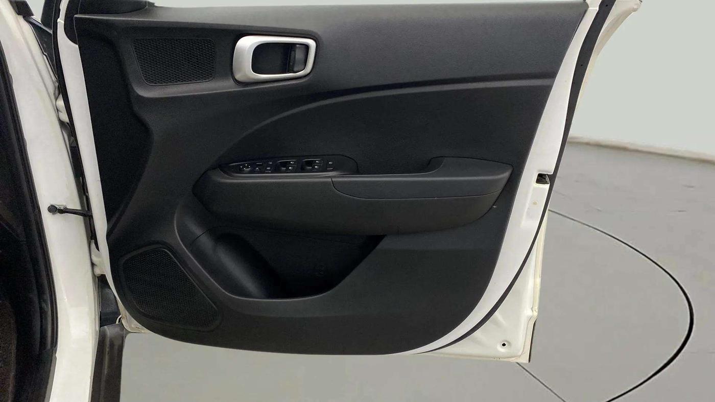 2019 Hyundai VENUE SX PLUS 1.0 TURBO DCT, Petrol, Automatic, 37,278 km, Driver Side Door Panels Control