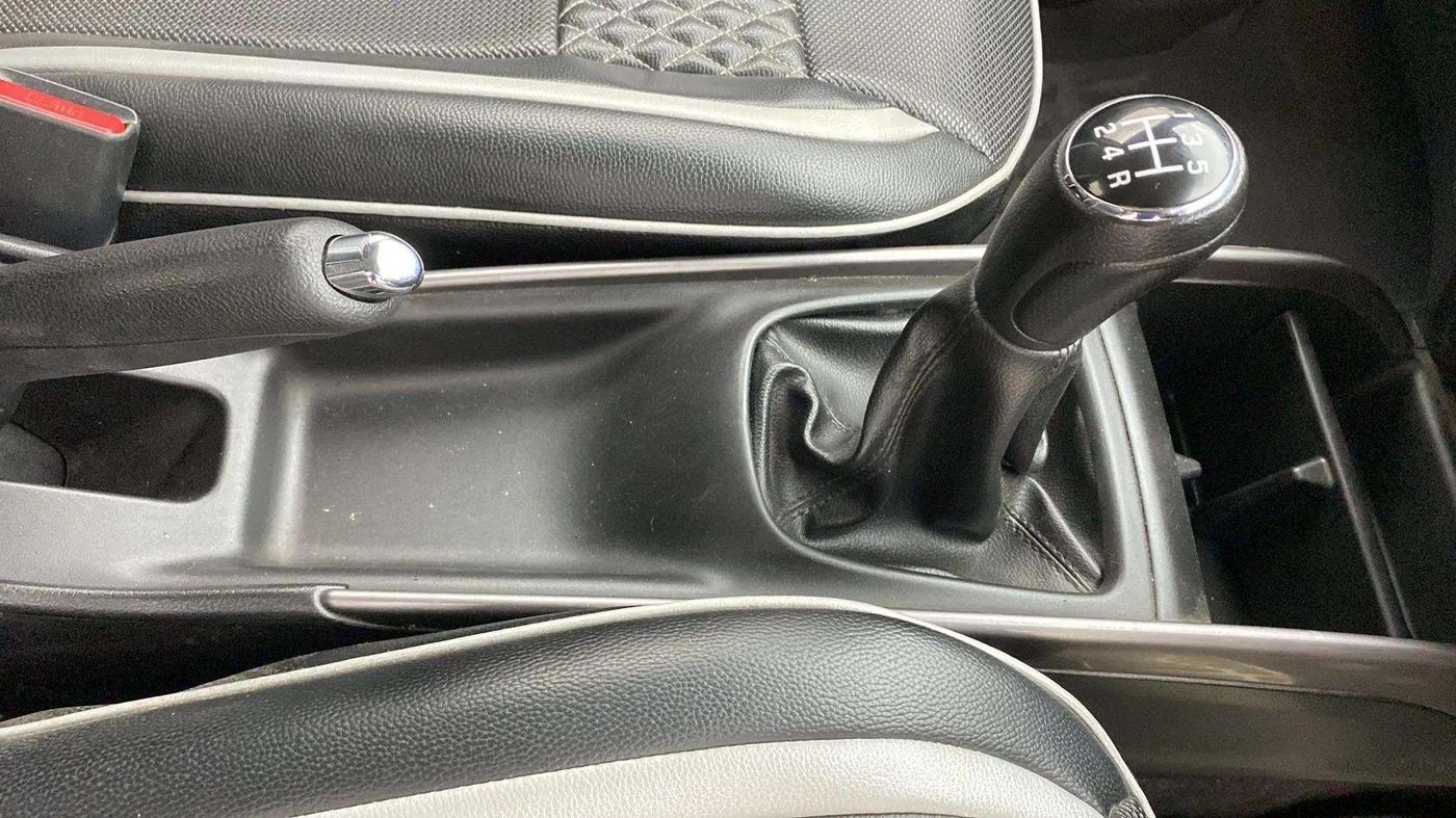 2019 Maruti Baleno ZETA PETROL 1.2, Petrol, Manual, 43,393 km, Gear Lever