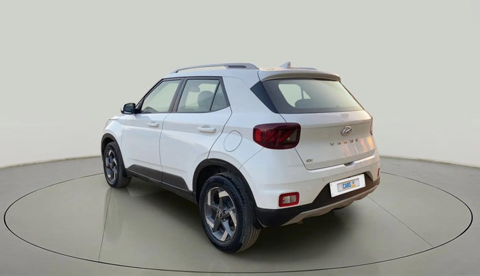 2020 Hyundai VENUE SX 1.5 CRDI, Diesel, Manual, 1,06,316 km, Left Back Diagonal