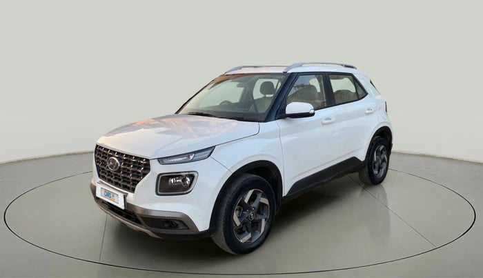 2020 Hyundai VENUE SX 1.5 CRDI, Diesel, Manual, 1,06,316 km, Left Front Diagonal