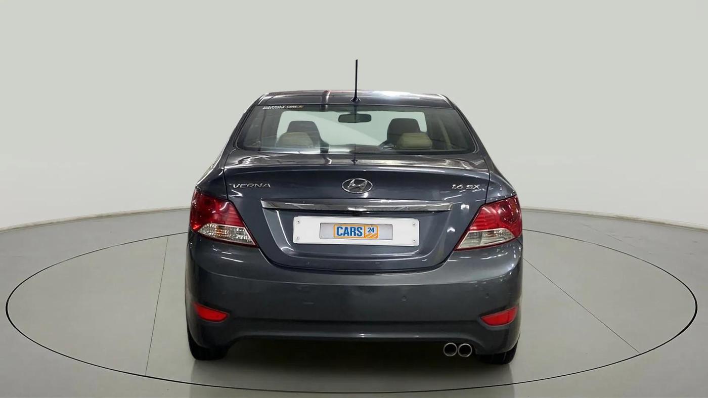 2014 Hyundai Verna FLUIDIC 1.6 VTVT SX, Petrol, Manual, 60,115 km, Back/Rear