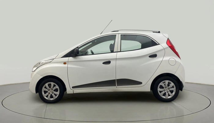 2017 Hyundai Eon MAGNA +, Petrol, Manual, 33,409 km, Left Side