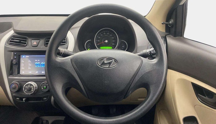 2017 Hyundai Eon MAGNA +, Petrol, Manual, 33,409 km, Steering Wheel Close Up