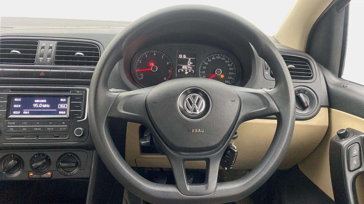 2016 Volkswagen Ameo COMFORTLINE 1.2L, Petrol, Manual, 80,741 km, Steering Wheel Close Up