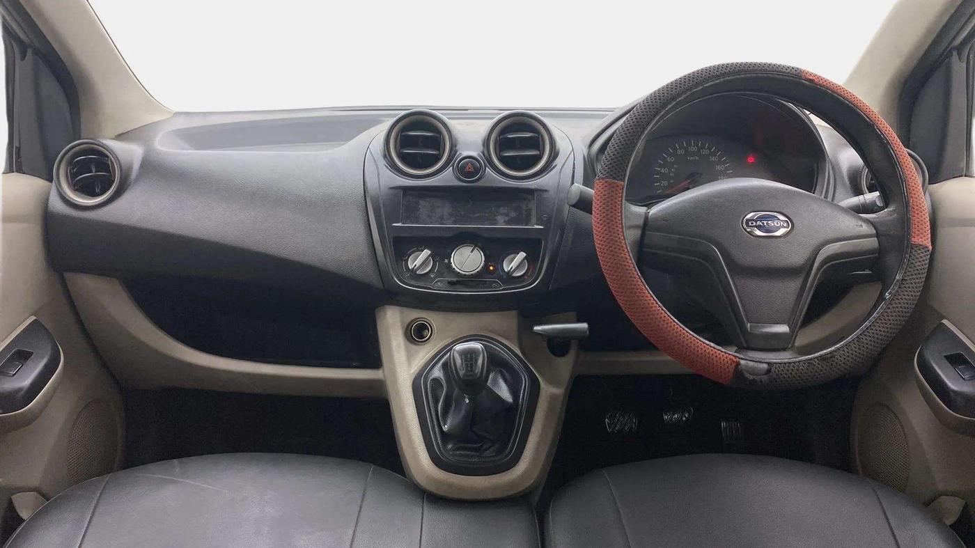 2016 Datsun Go T, Petrol, Manual, 1,04,448 km, Dashboard