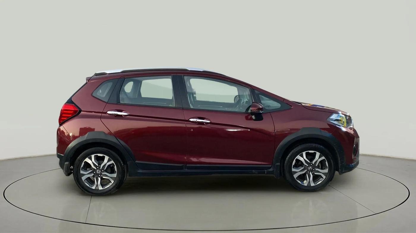 2018 Honda WR-V 1.5L I-DTEC VX MT, Diesel, Manual, 65,281 km, Right Side View