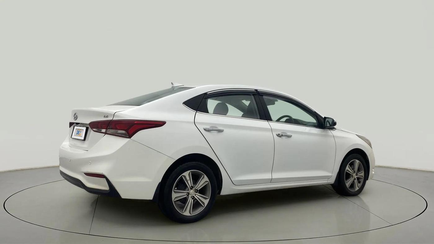 2019 Hyundai Verna 1.6 SX (O) CRDI MT, Diesel, Manual, 92,104 km, Right Back Diagonal