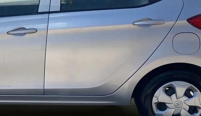 2018 Tata Tiago XT PETROL, CNG, Manual, 36,163 km, Rear left door - Minor scratches