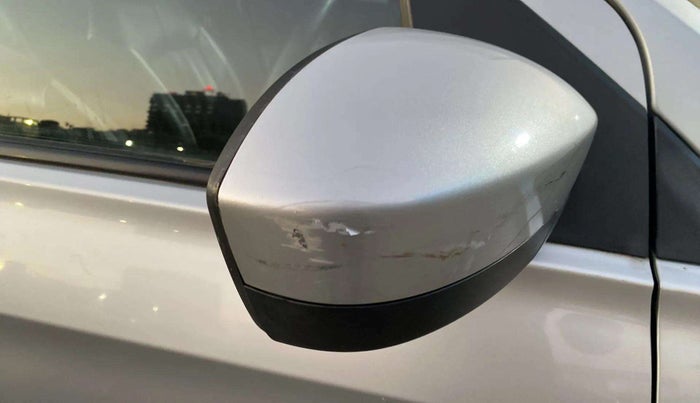 2018 Tata Tiago XT PETROL, CNG, Manual, 36,163 km, Right rear-view mirror - Minor scratches