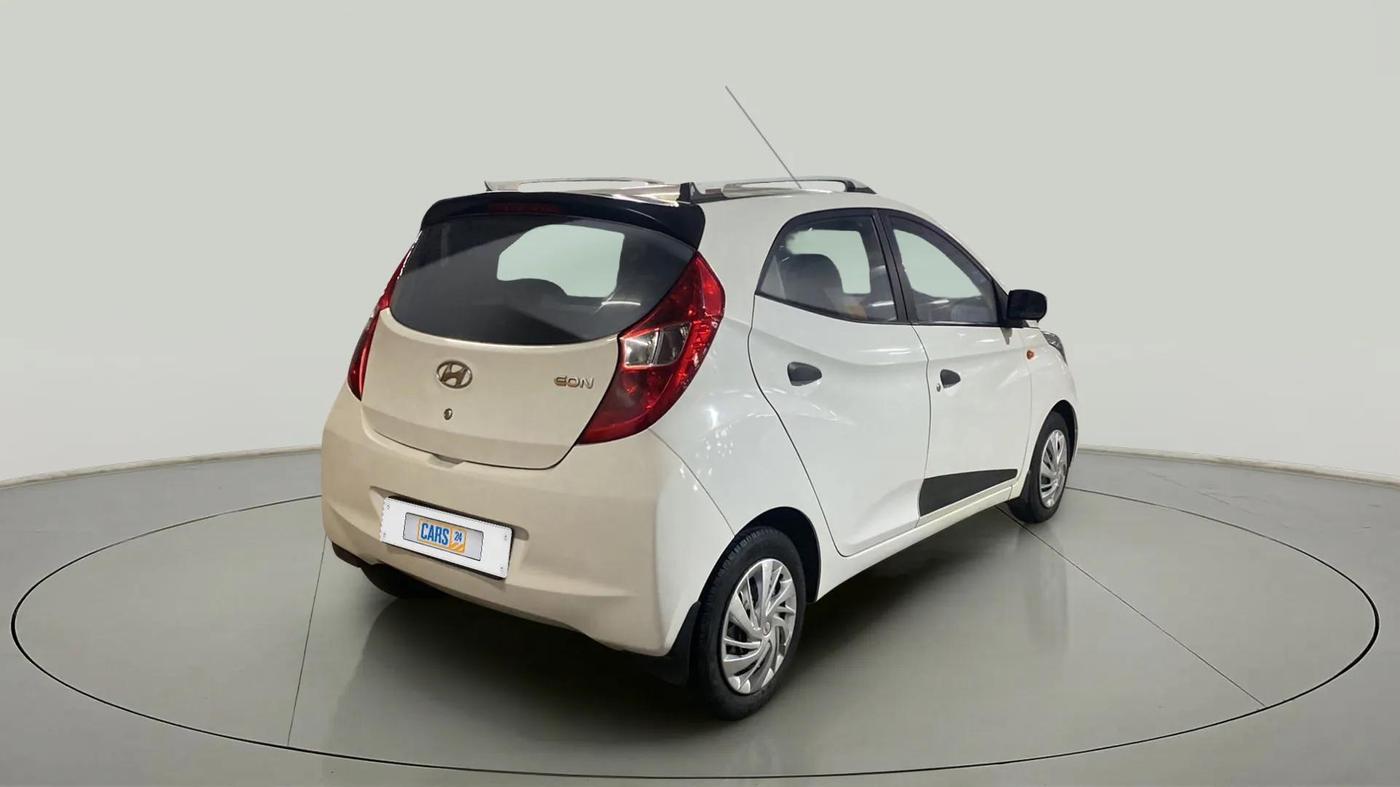 2017 Hyundai Eon ERA +, Petrol, Manual, 24,899 km, Right Back Diagonal